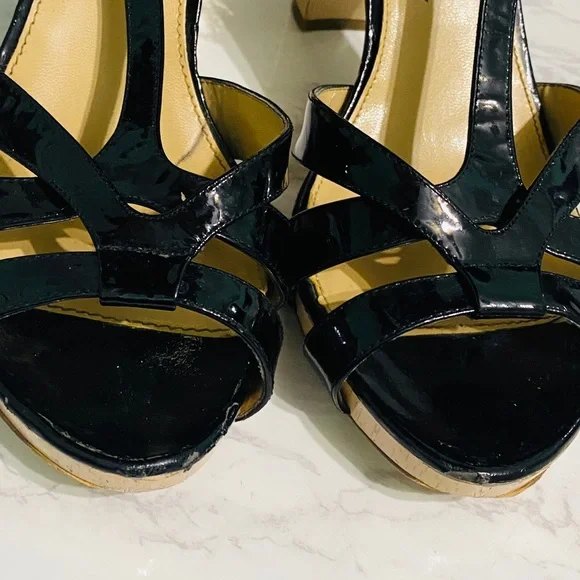 Ann Taylor Loft black strappy heeled sandals 7.5 - Picture 4 of 9